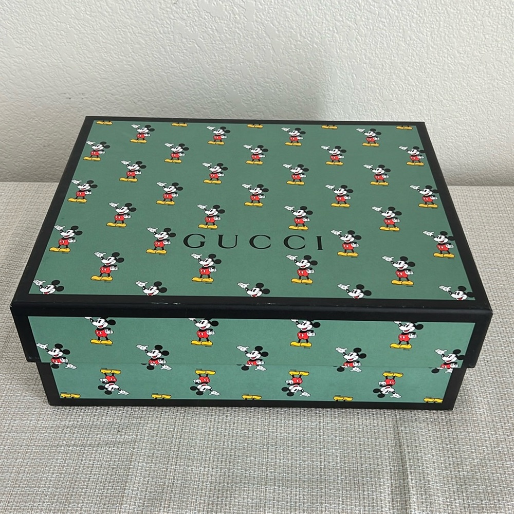 🏰Gucci🏰 x Disney Vintage GG Supreme Monogram Mickey Mouse Shoulder Bag - Picture 2 of 16